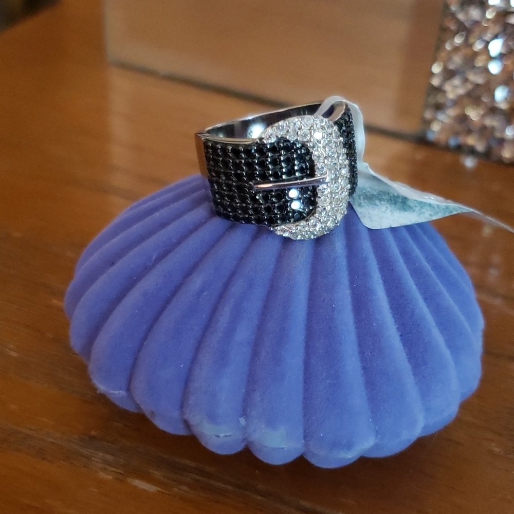 Buckle ring 💍